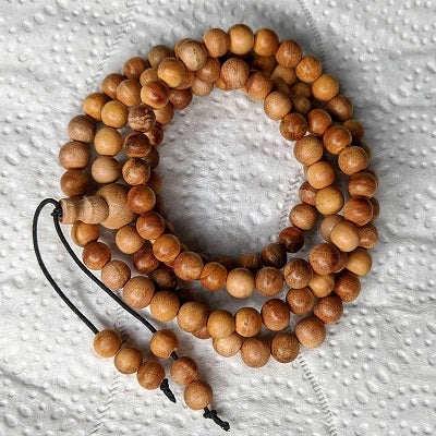 A simple solution for a darker wood bracelet (and necklace) - Grandawood-  Agarwood
