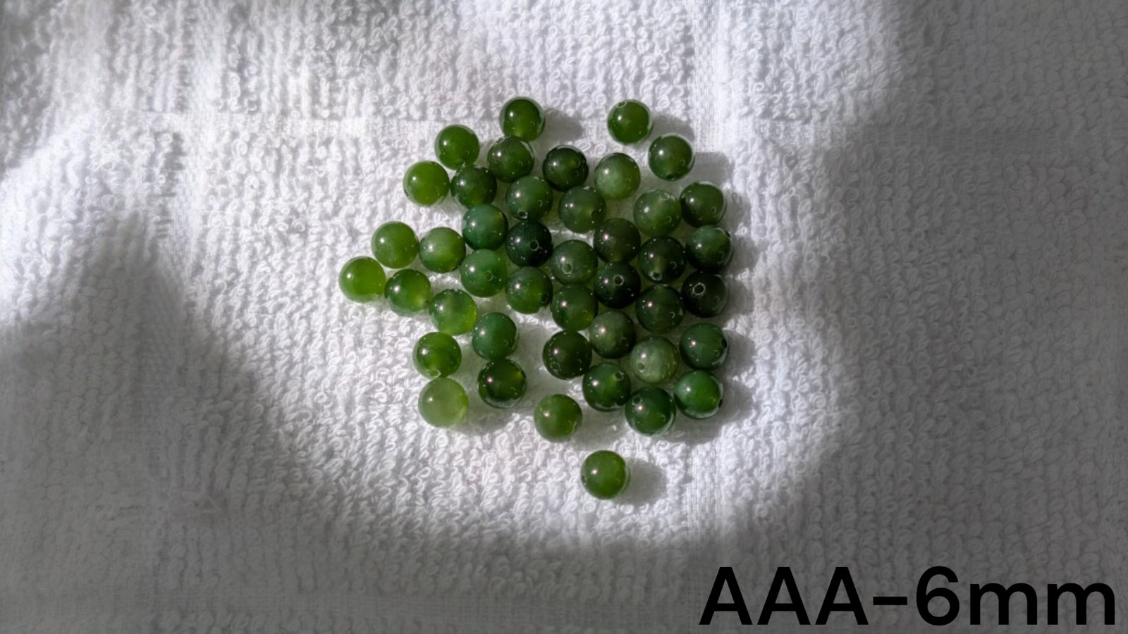 Ngọc bích Canada AA và AAA 6mm