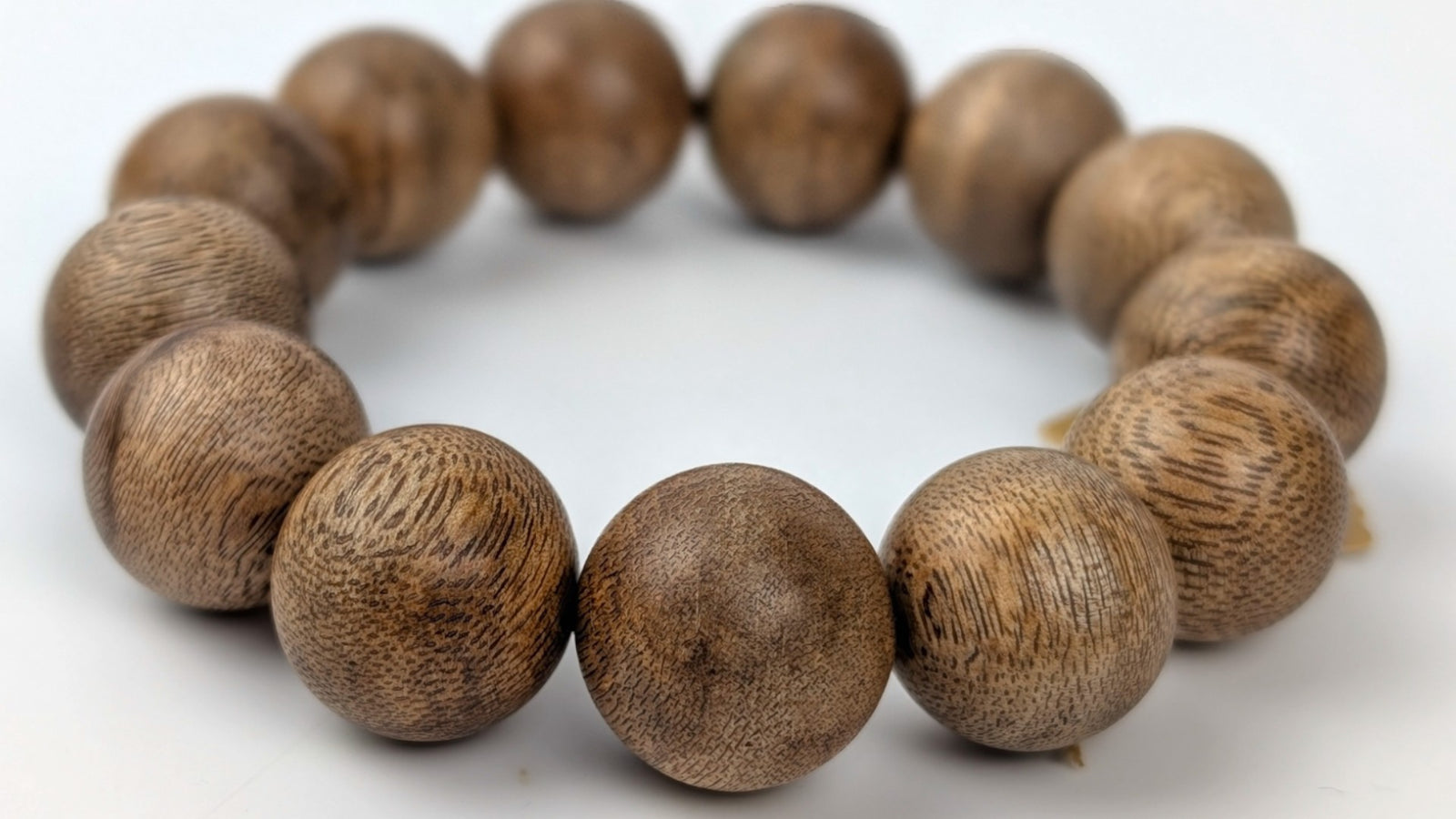 BF1825 - Vietnamese Wild Agarwood Bracelet 25g 18mm 13 beads