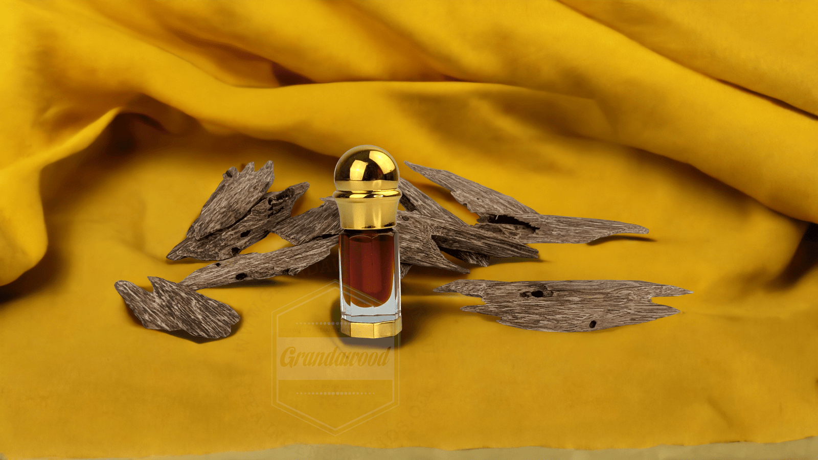The Warming Sun - Hydro-distilled Pure Cultivated Oud Oil - 3ml Heavy-Felt Crystal Glass Bottle