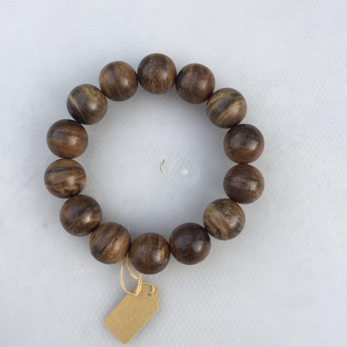 The Little Treasure Wild Agarwood Bracelet 22.6 g 16mm -