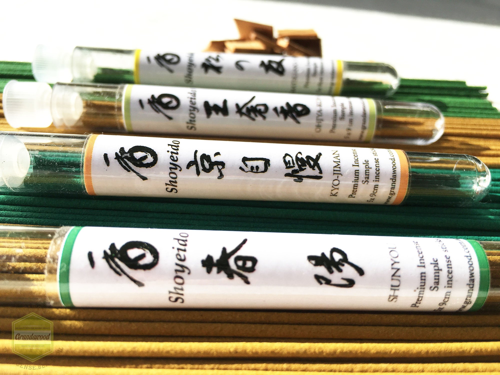 Shoyeido Premium Sandalwood Incenses sample set -