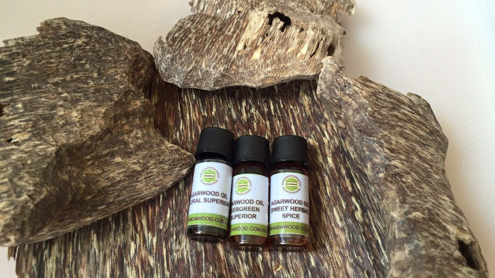 Specialty 100% Pure Cultivated Agarwood Oil (Oud) - Floral Superior -