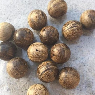 Agarwood Beads Testing With Water