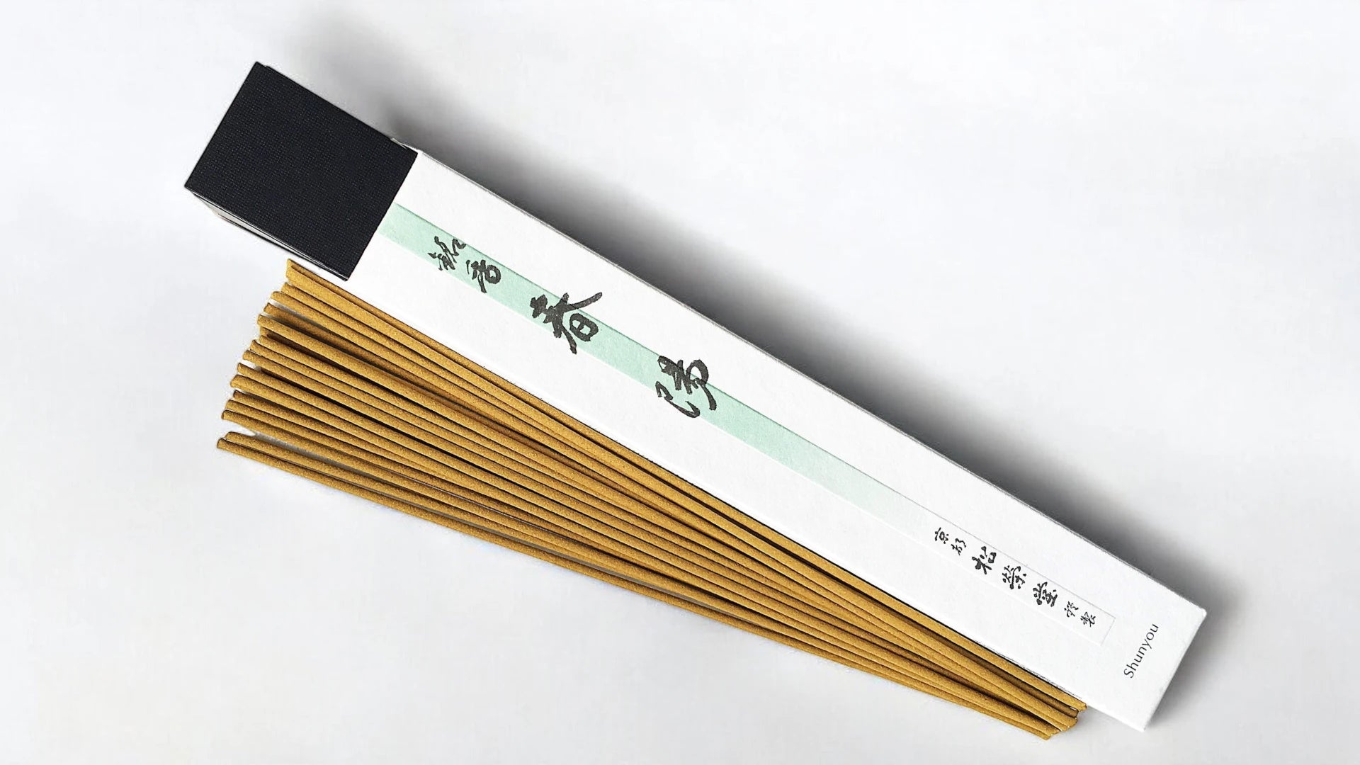 Incense Shoyeido Premium Sandalwood Agarwood incense: Beckoning Spring/ Shunyou