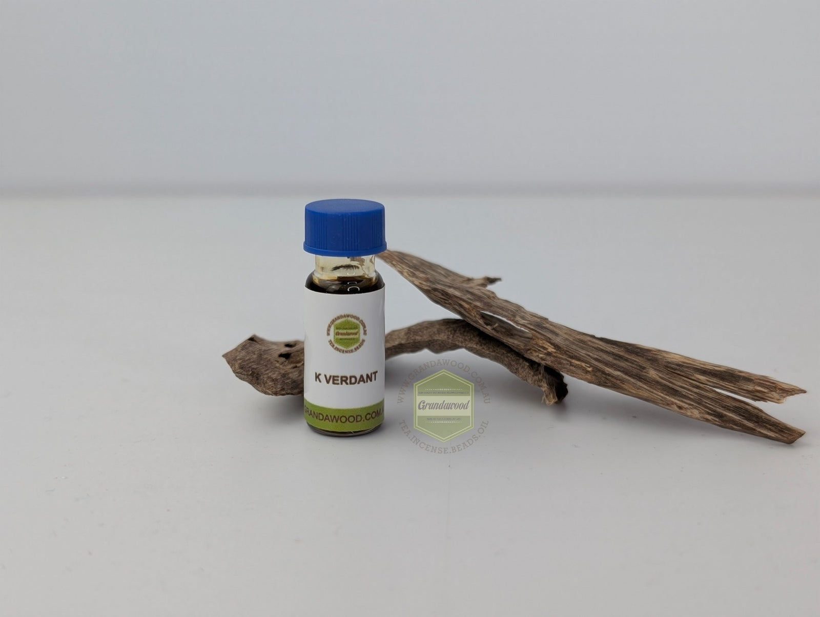 Dầu trầm hương K Verdant 100% nguyên chất được trồng bền vững (Oud)