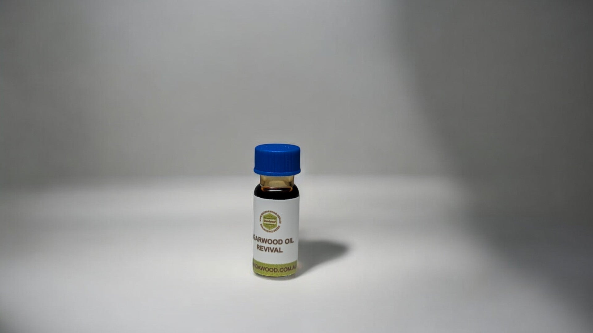 Oil 1.5 ml Revival - Back from the Dead - the lost aroma of Dark Merauke Wild Agarwood (Oud) Oil