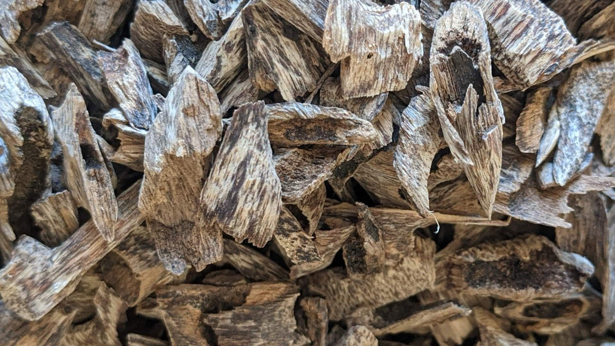 The Mini Fragrant Wood - Hand-selected Aromatic &quot;Wild&quot; Agarwood Chips -
