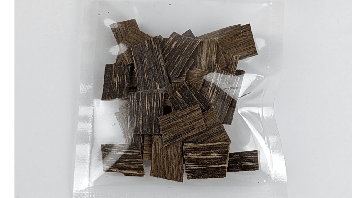 agarwood chip 5g Super Premium Chips High resin cultivated agarwood chip 5g  or 10g or 20g or 50g or 1 kg
