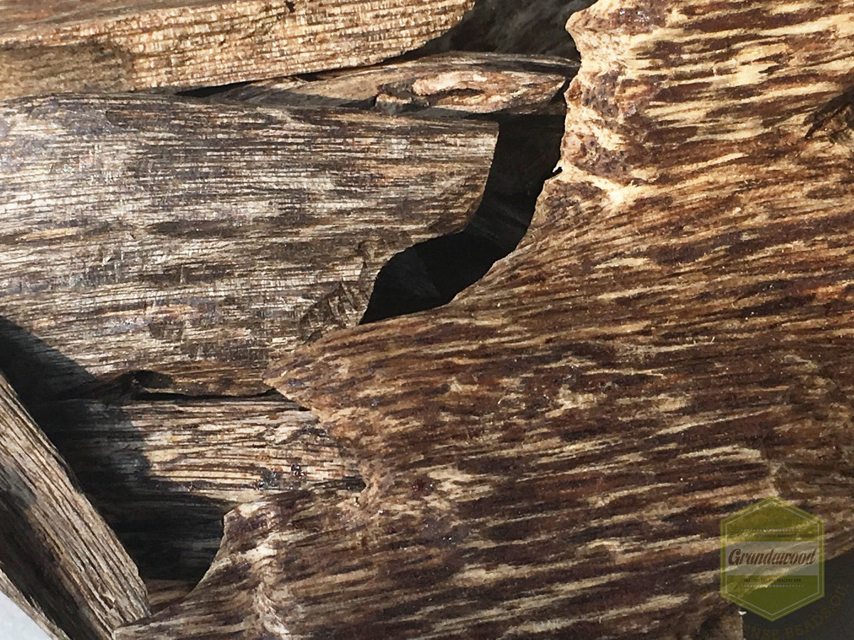 *SOLD OUT* High Grade Agarwood chunk chips Do Xi -