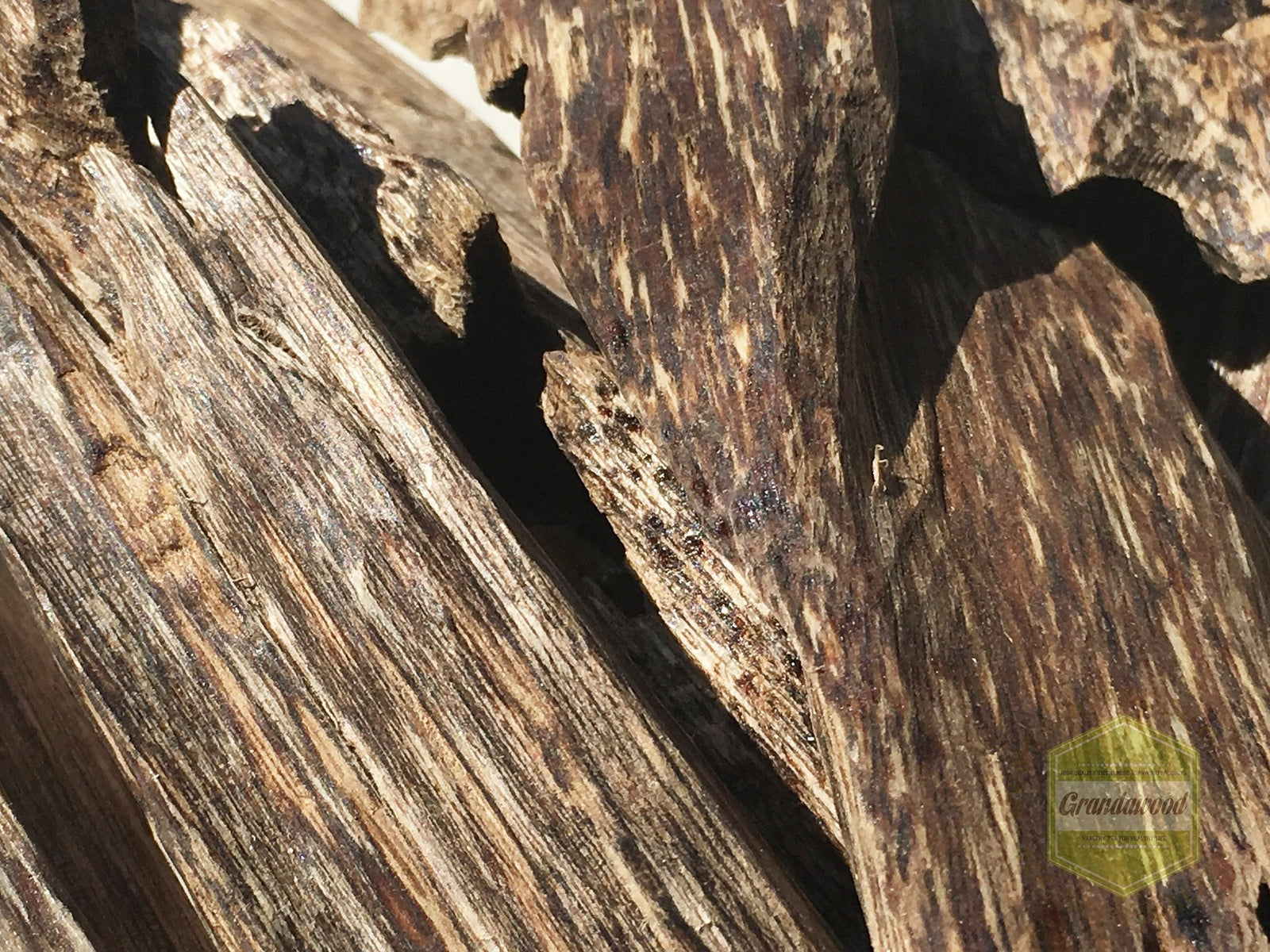 *SOLD OUT* High Grade Agarwood chunk chips Do Xi -