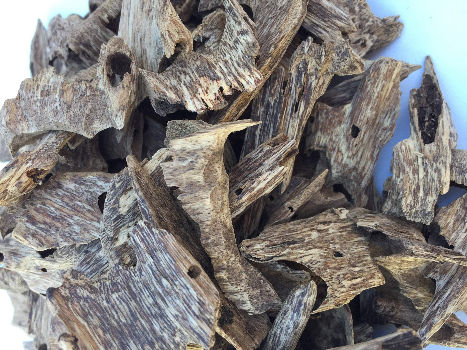 Wild Agarwood Chips Do Xi A+ Quang Ngai -
