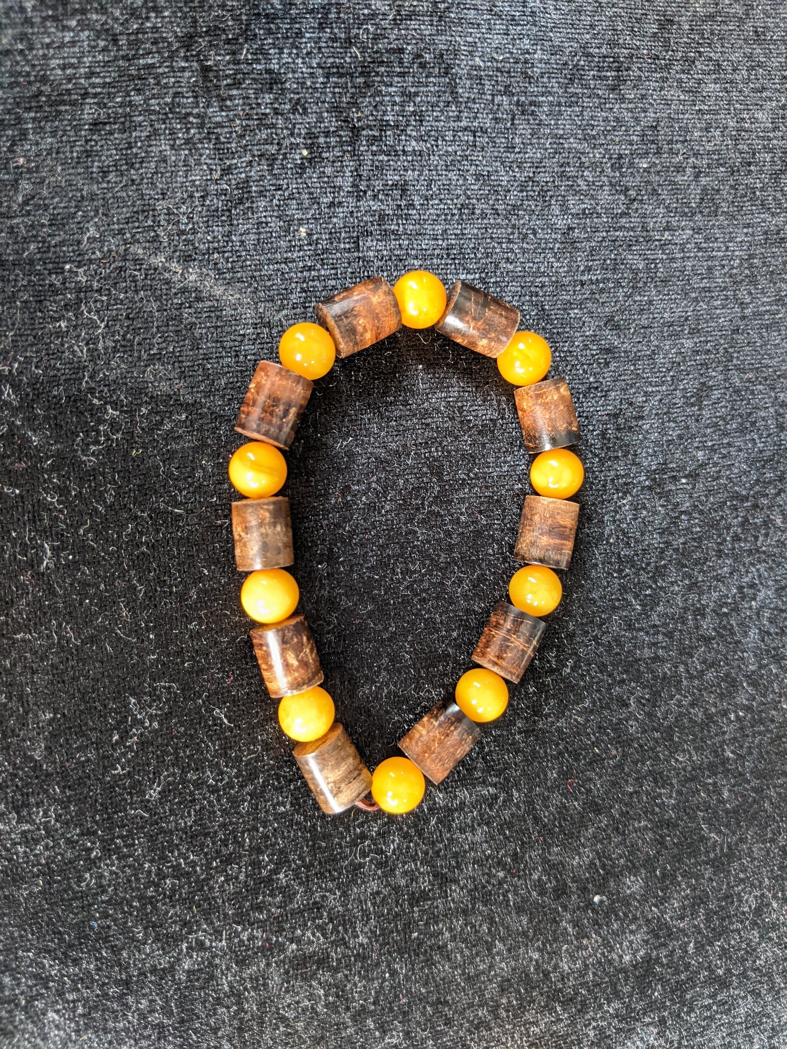 The Calm and Compose - Sinking Wild Agarwood Bracelet with Solid Baltic Amber -