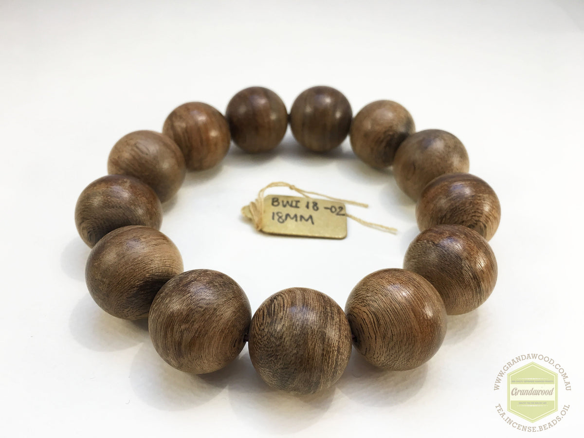 Premium Handmade Wild Agarwood Bracelet 18mm - Sand-polished finish - 24.35g