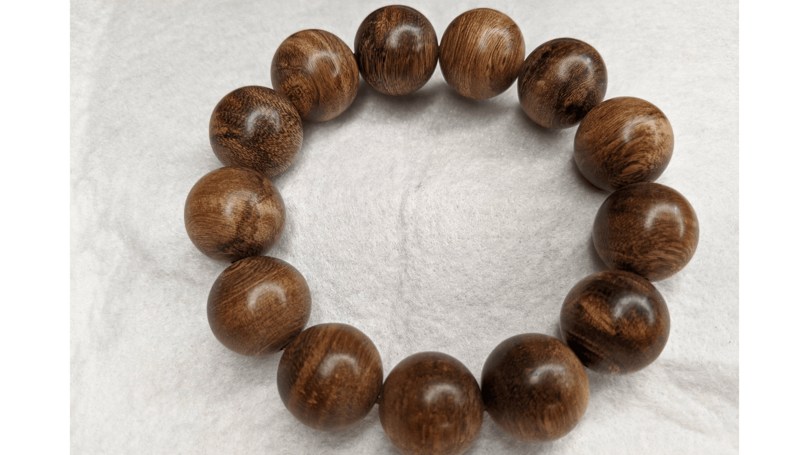 Double Dragon SL Wild Agarwood Bracelet 13 beads 18mm 29g -