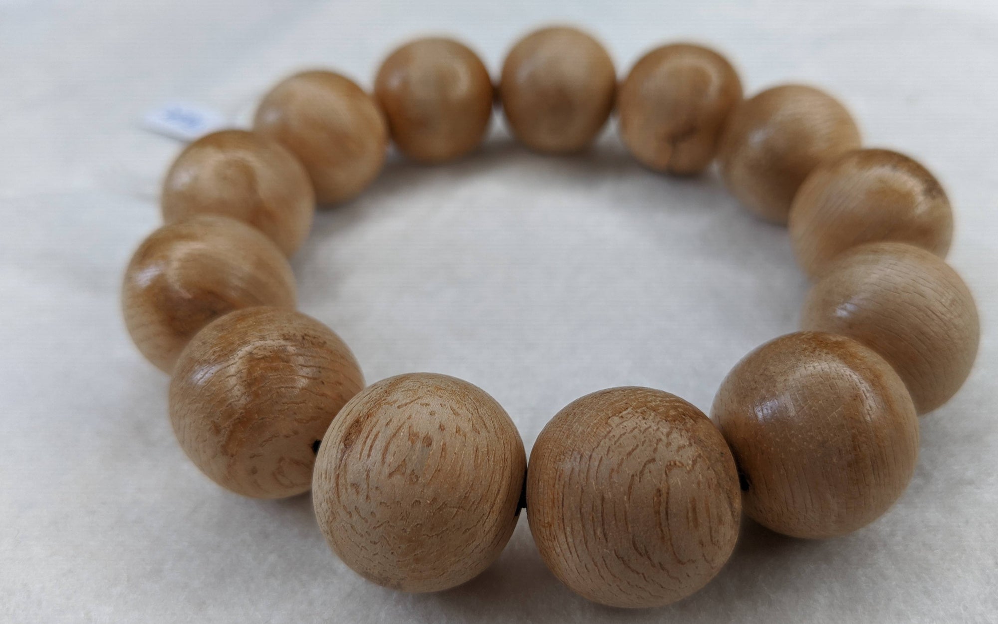 Light Resin Tigerwood Wild Agarwood Bracelet 13 beads 15g 18mm -