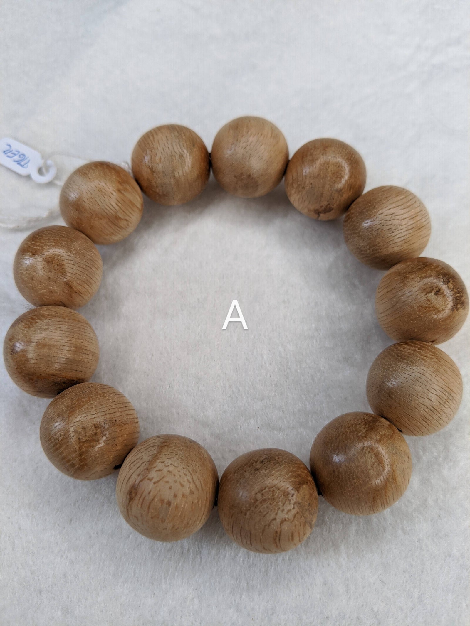 Light Resin Tigerwood Wild Agarwood Bracelet 13 beads 15g 18mm -