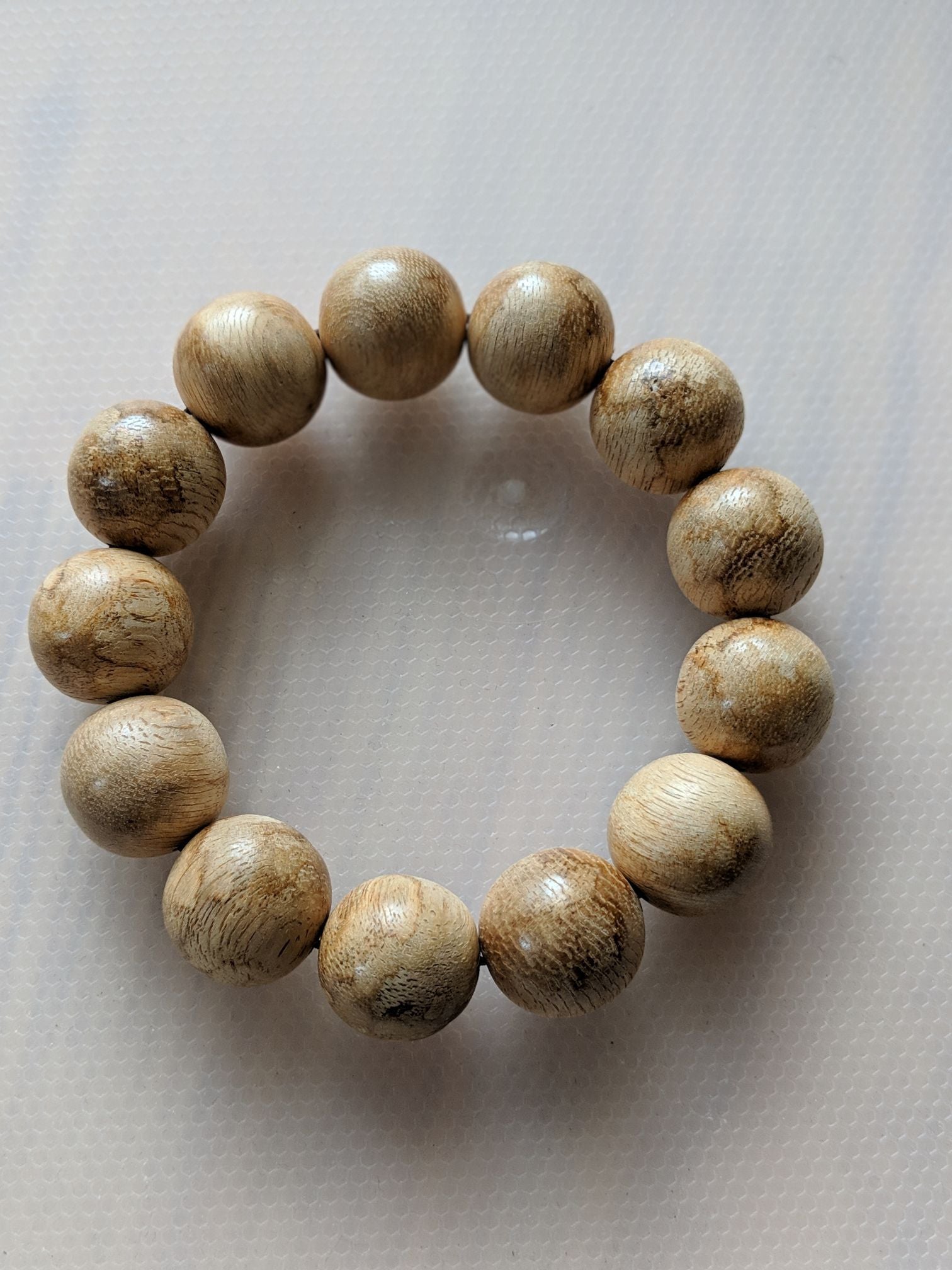 Z-SOLD-Z Light Resin Tigerwood (wild agarwood) bracelet -