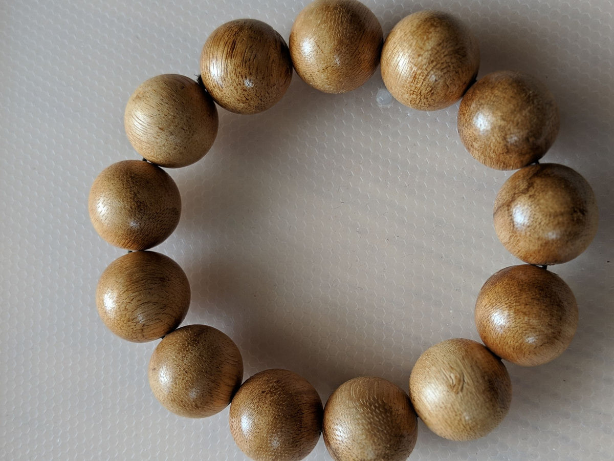Light resin wild Aquilaria bracelet (light infection agarwood) -