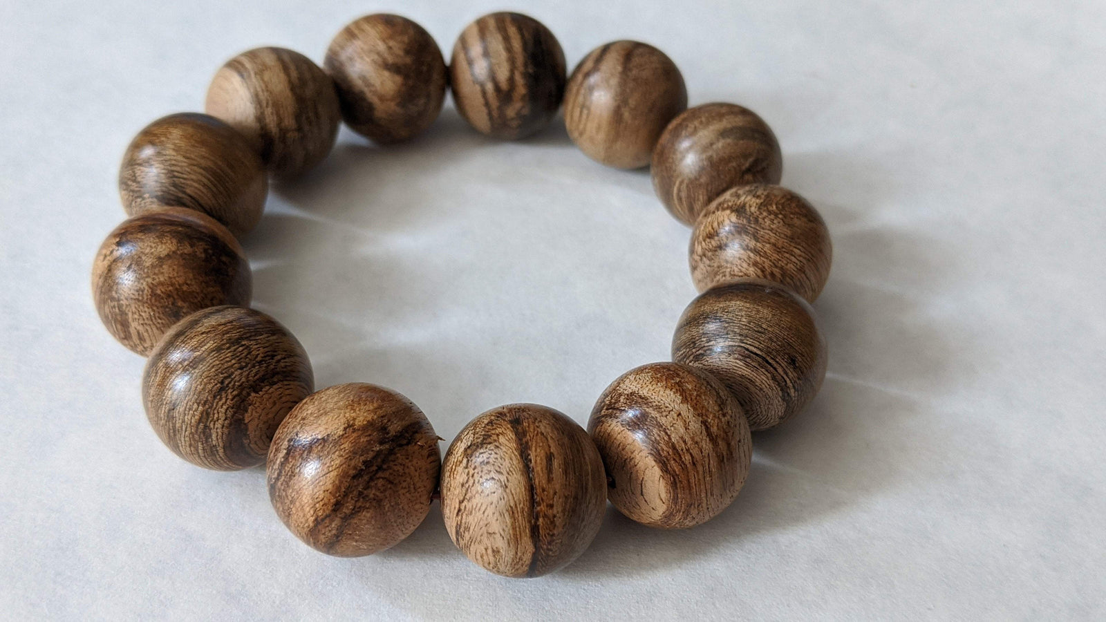 D Wild Agarwood Bracelet Borneo 18mm 25g -
