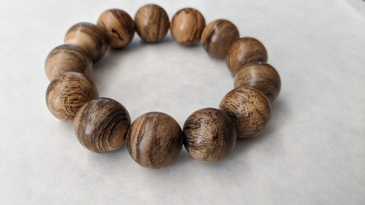 D Wild Agarwood Bracelet Borneo 18mm 25g -