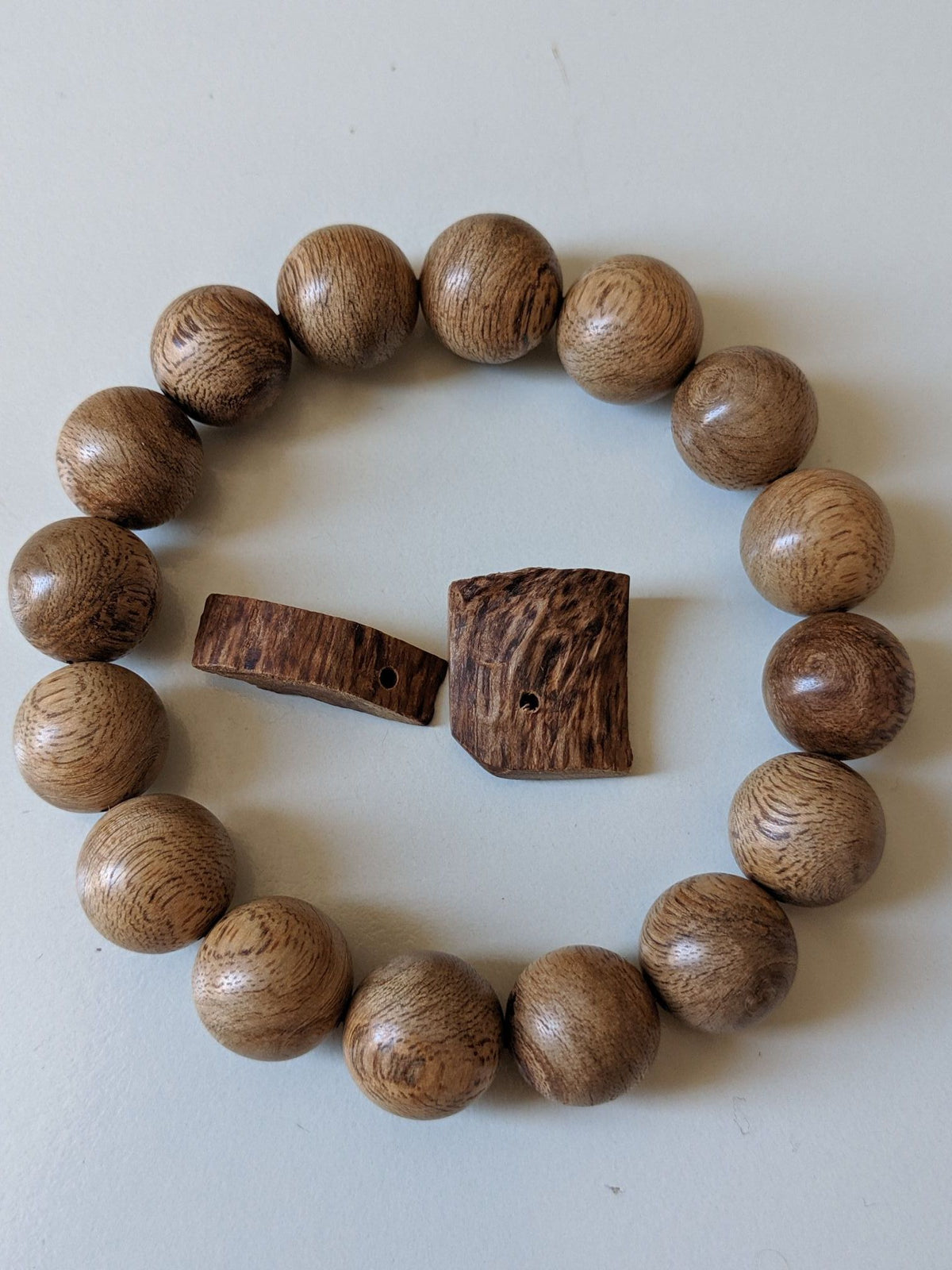 The EKM - East Kalimantan Wild Agarwood Bracelet 14mm 16.5g -