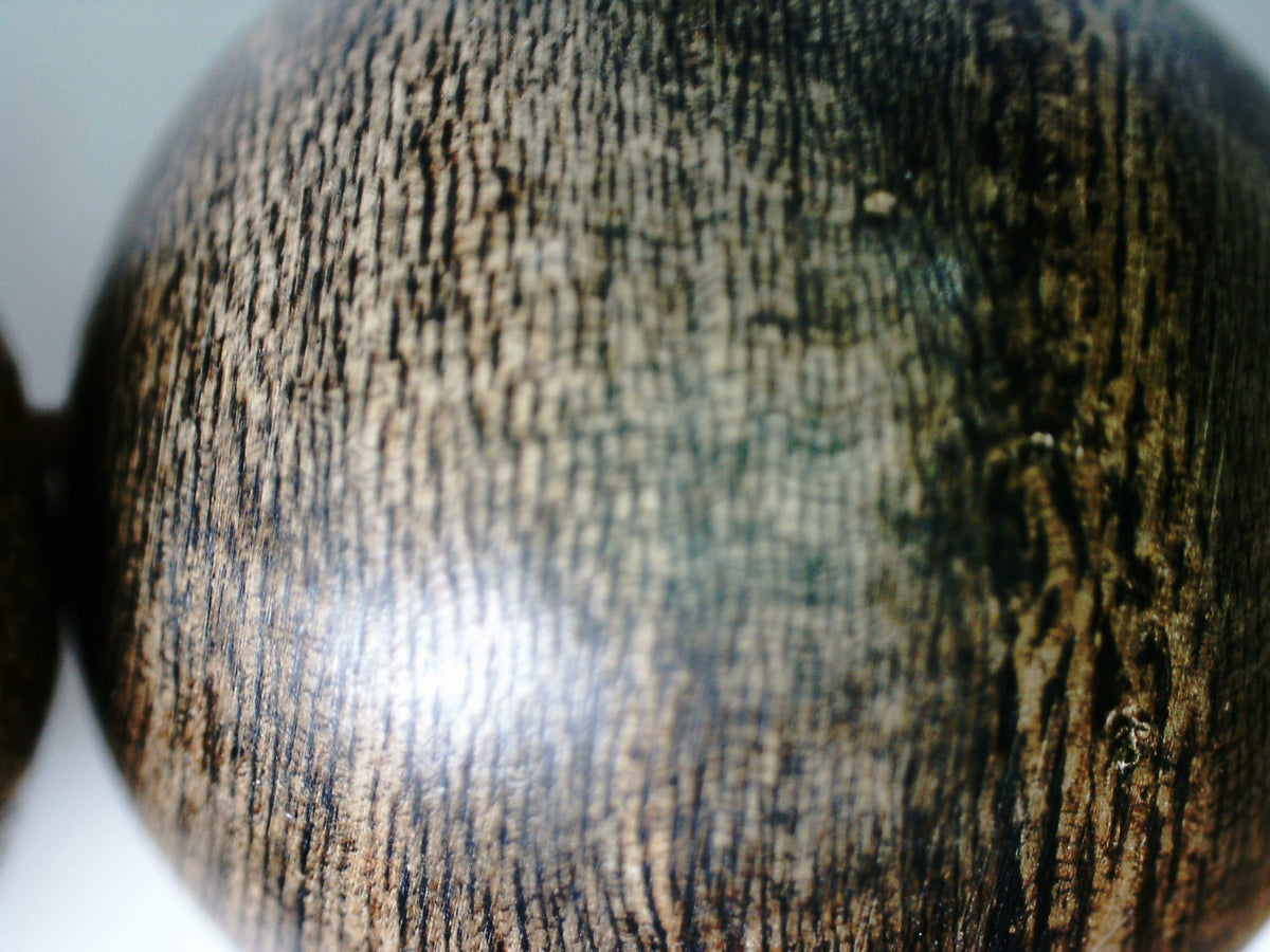 *New* The BATTLE SCARS -Wild Borneo Indonesia agarwood Bracelet 28g 18mm 13 beads -