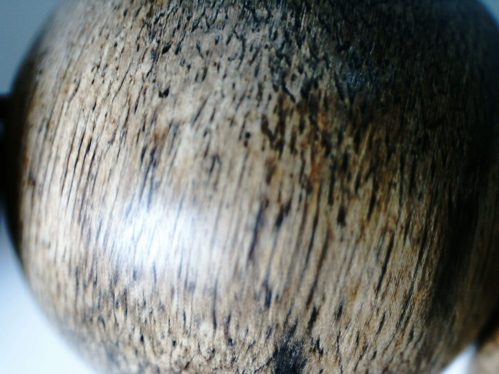 *New* The BATTLE SCARS -Wild Borneo Indonesia agarwood Bracelet 28g 18mm 13 beads -