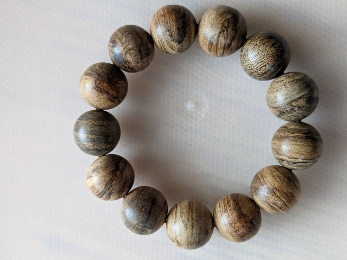 *New* The BATTLE SCARS -Wild Borneo Indonesia agarwood Bracelet 28g 18mm 13 beads -