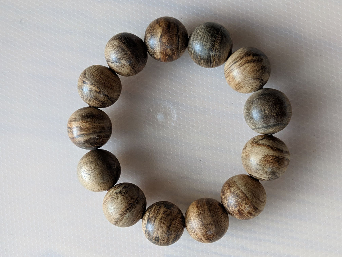*New* The BATTLE SCARS -Wild Borneo Indonesia agarwood Bracelet 28g 18mm 13 beads -