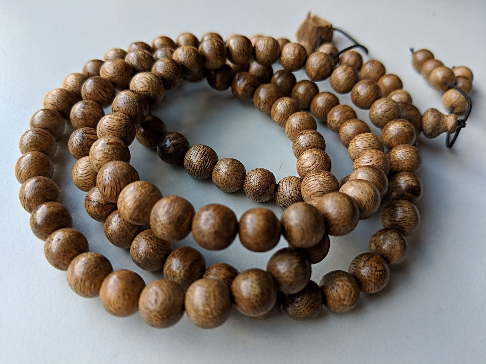 *SOLD* Wild Agarwood Aqualaria Malaccensis 108 mala 8mm 21g Classic Pattern -