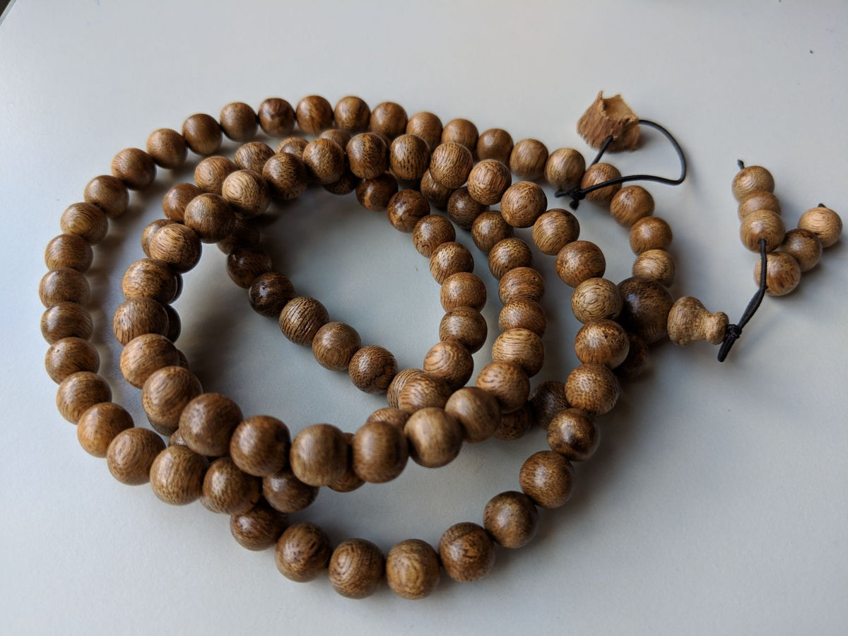 *SOLD* Wild Agarwood Aqualaria Malaccensis 108 mala 8mm 21g Classic Pattern -