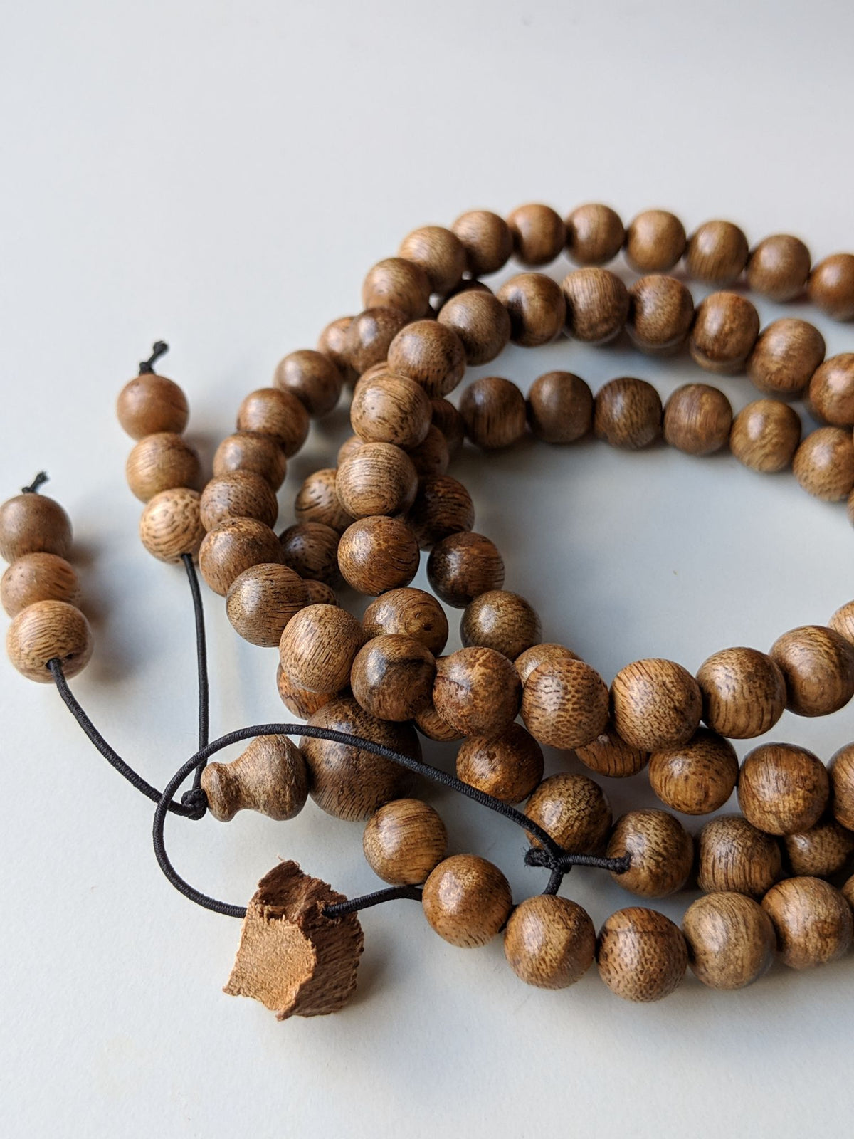 *SOLD* Wild Agarwood Aqualaria Malaccensis 108 mala 8mm 21g Classic Pattern -
