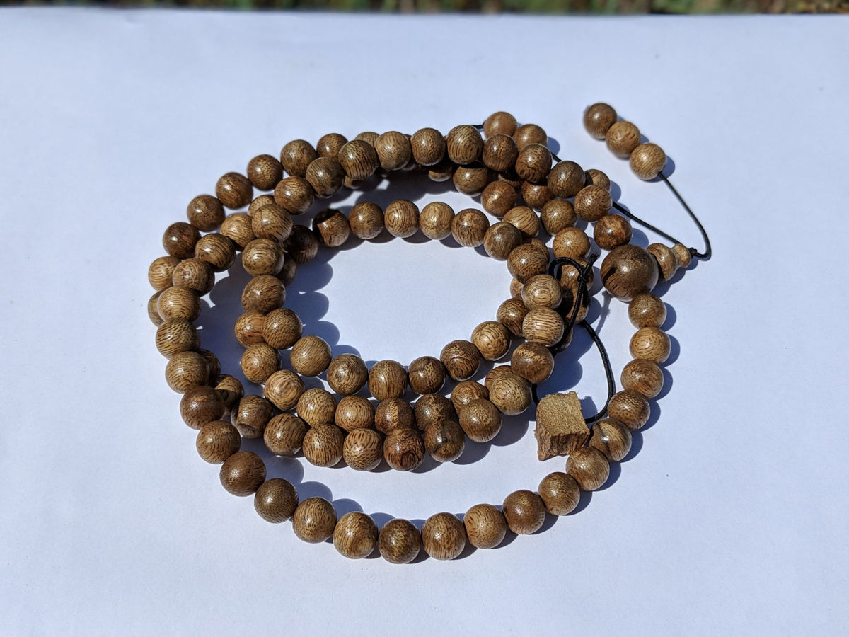 *SOLD* Wild Agarwood Aqualaria Malaccensis 108 mala 8mm 21g Classic Pattern -
