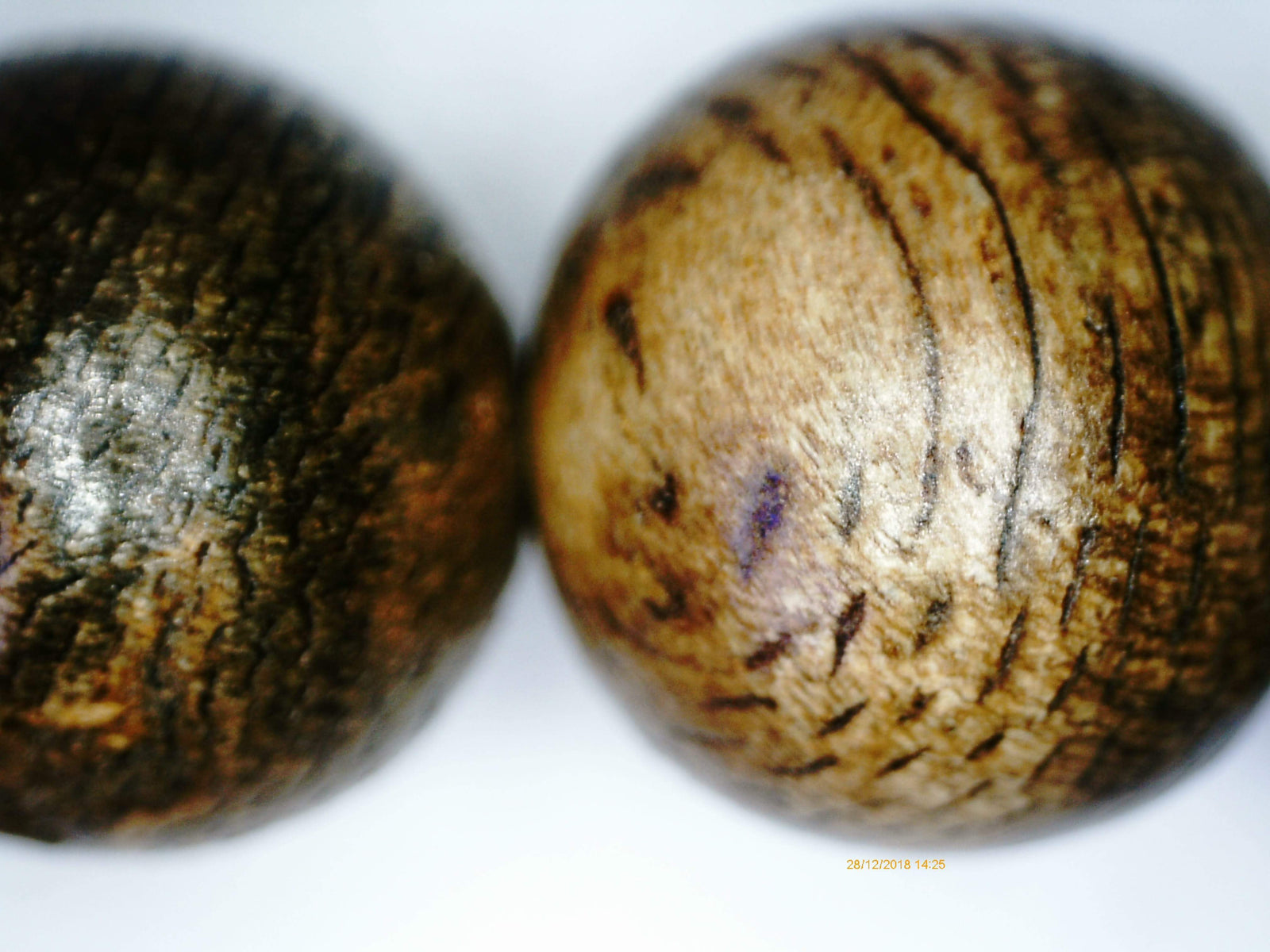 *SOLD* Wild Agarwood Aqualaria Malaccensis 108 mala 8mm 21g Classic Pattern -