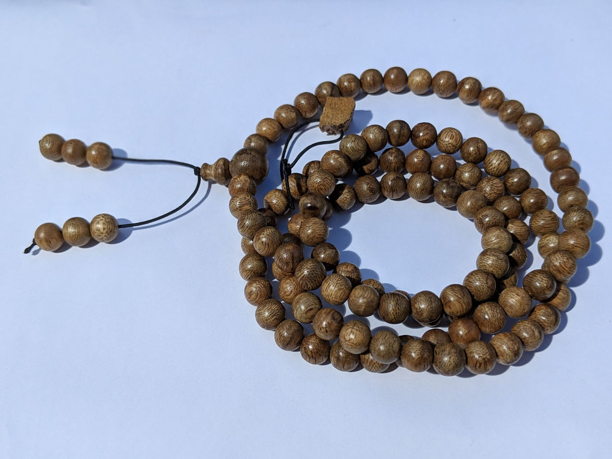 *SOLD* Wild Agarwood Aqualaria Malaccensis 108 mala 8mm 21g Classic Pattern -