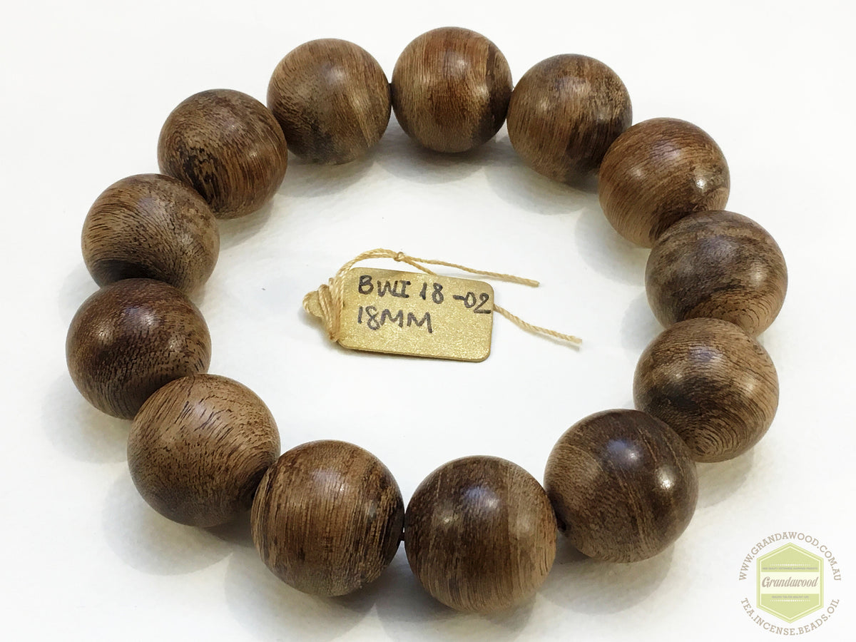 Premium Handmade Wild Agarwood Bracelet 18mm - Sand-polished finish -
