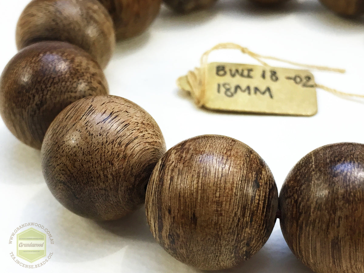 Premium Handmade Wild Agarwood Bracelet 18mm - Sand-polished finish -