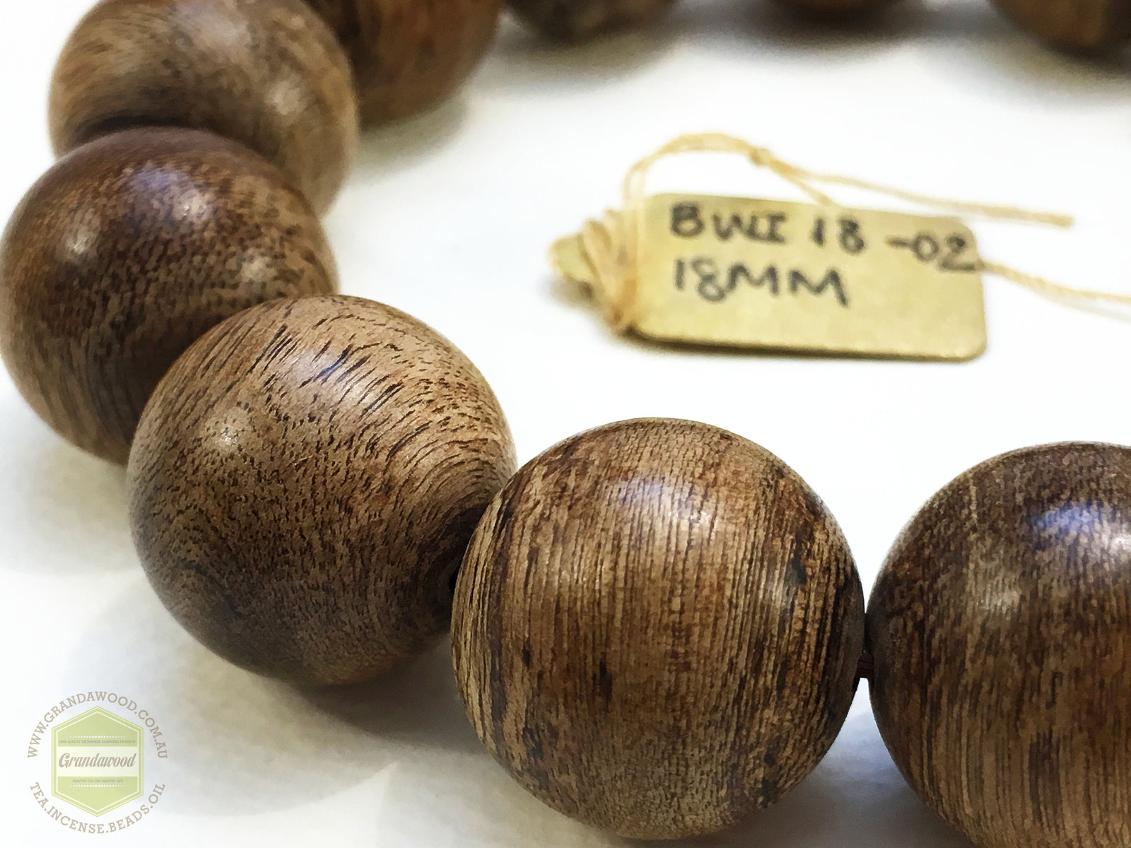 Premium Handmade Wild Agarwood Bracelet 18mm - Sand-polished finish -