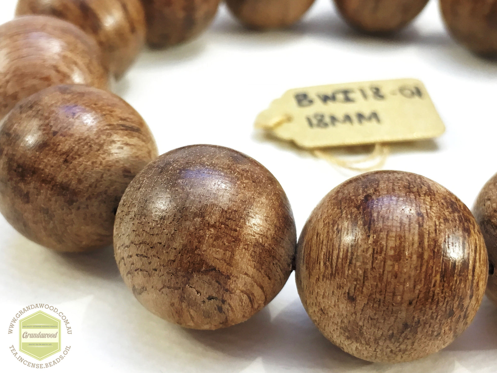 Premium Handmade Wild Agarwood Bracelet 18mm - Sand-polished finish -