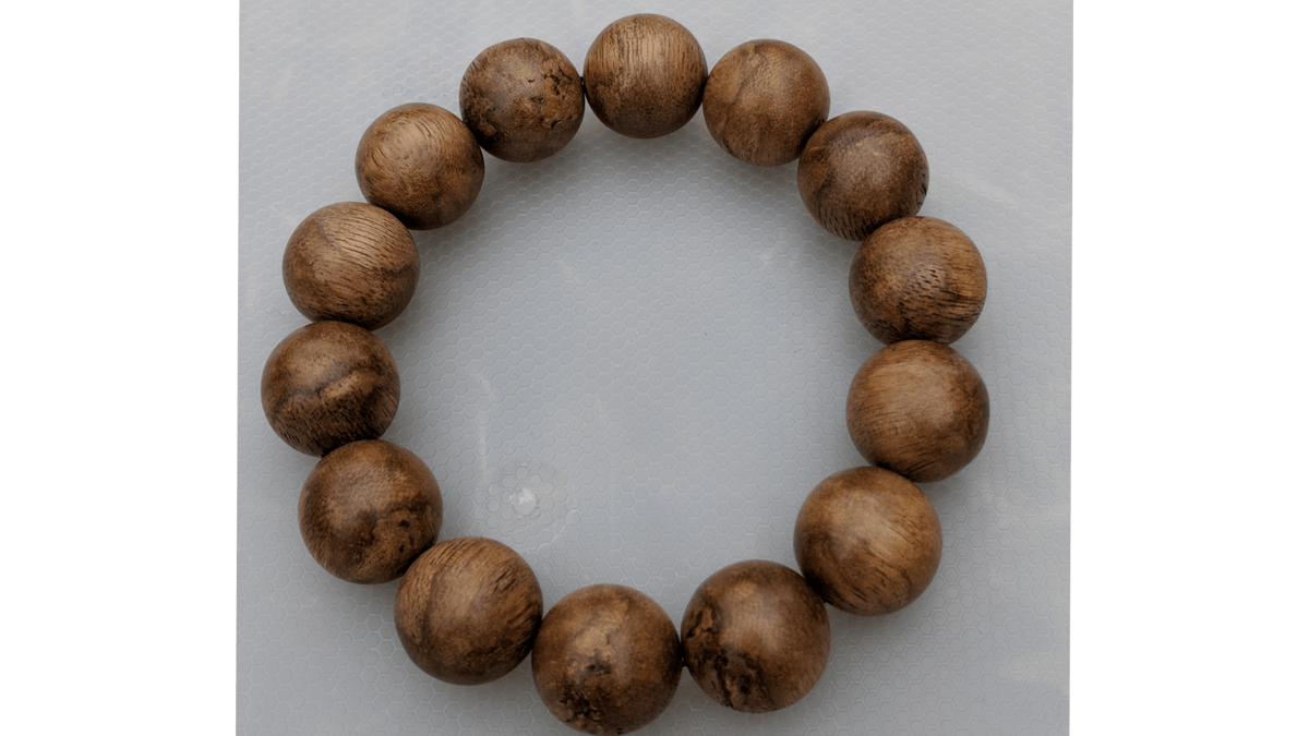 Premium Handmade Wild Agarwood Bracelet 18mm - Sand-polished finish -