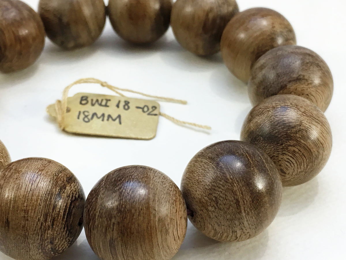 Premium Handmade Wild Agarwood Bracelet 18mm - Sand-polished finish -
