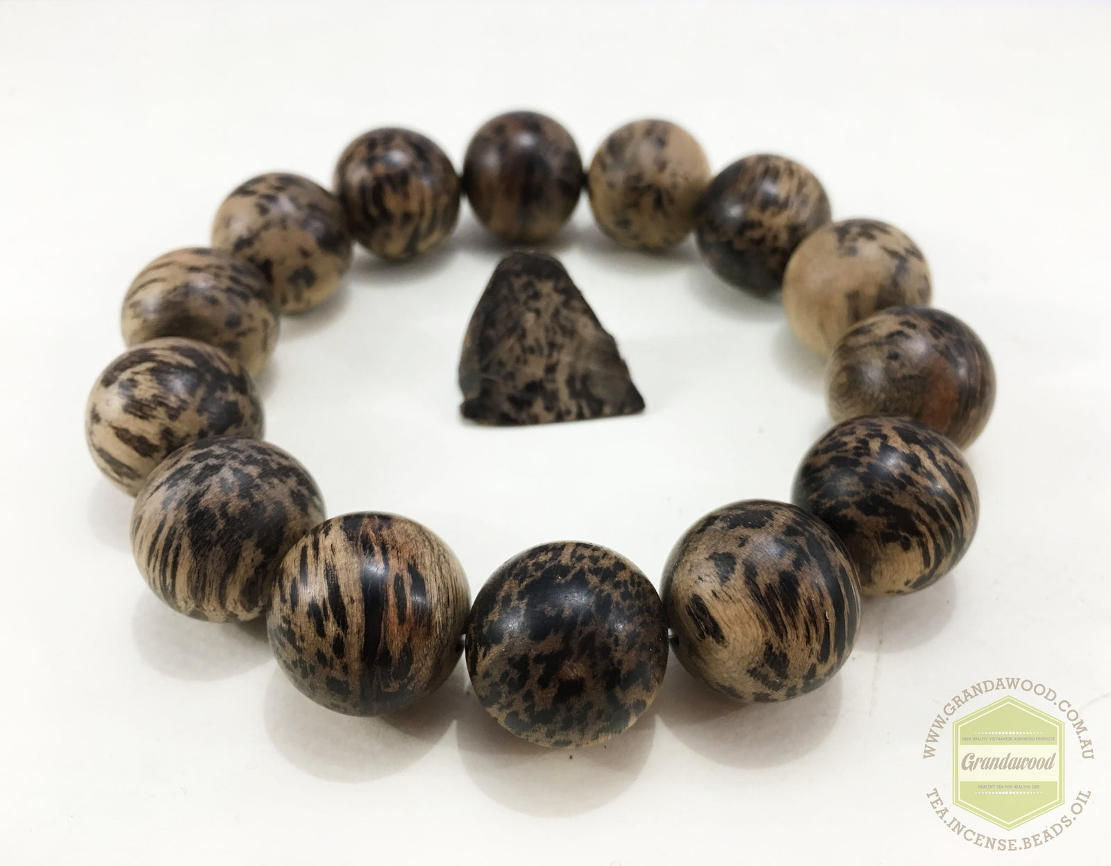 SOLD *New* The Snow Leopard: Wild Agarwood Bracelet 29g 16mm -