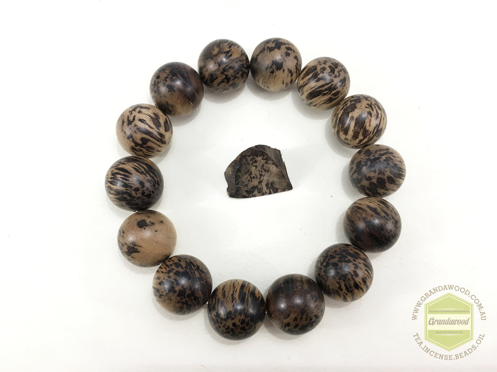 SOLD *New* The Snow Leopard: Wild Agarwood Bracelet 29g 16mm -