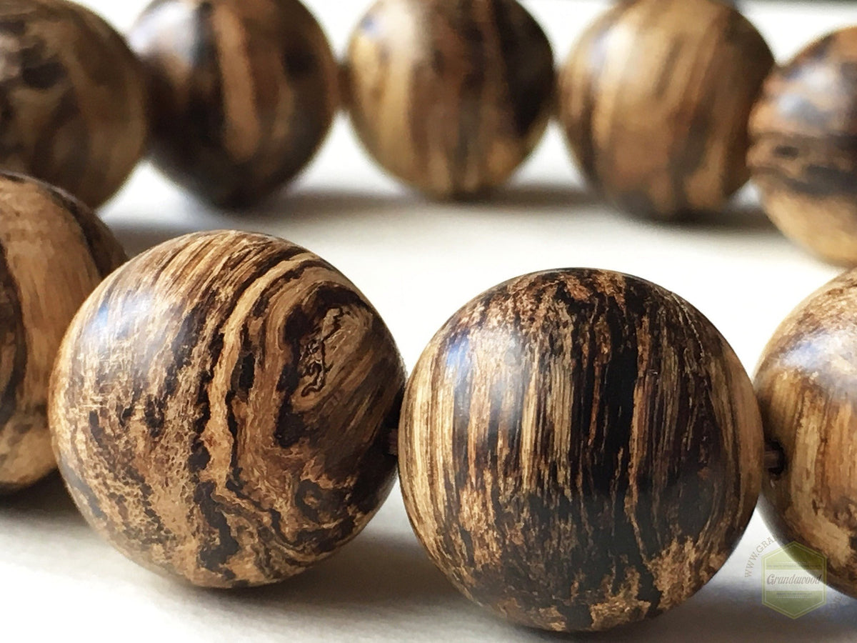SOLD-The Windy Storm Wild Sinking Agarwood Bracelet- 16mm -