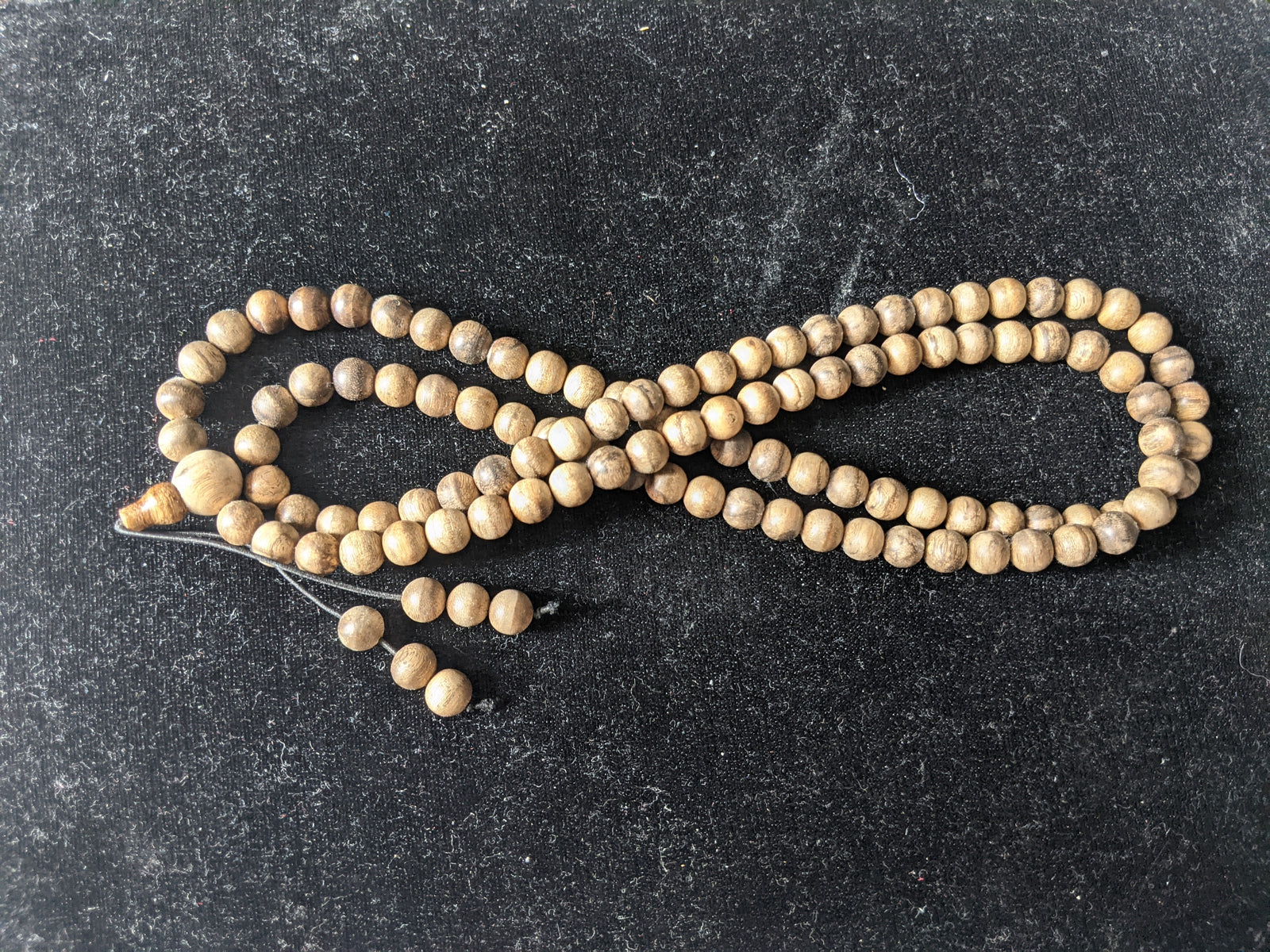 The BM8 - 108 Wild Agarwood mala -8mm 29g -