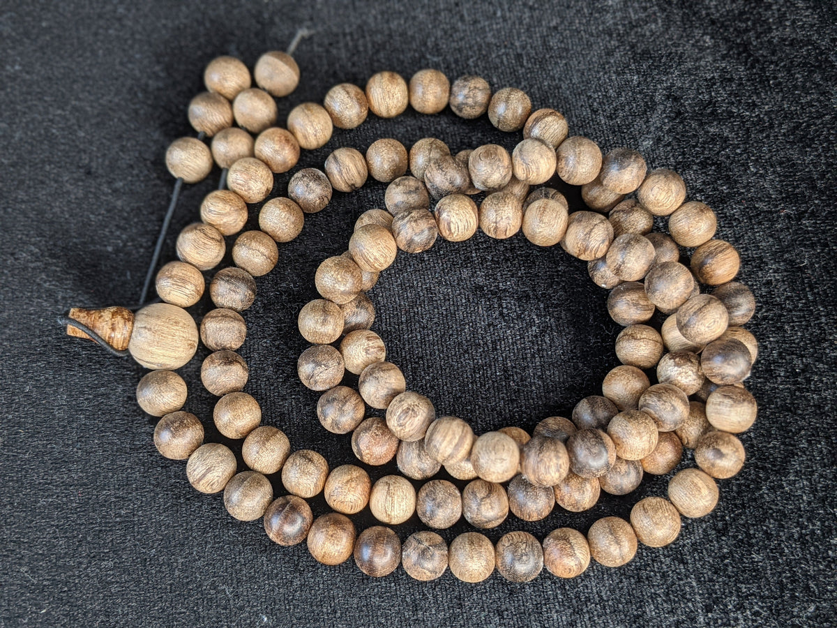 The BM8 - 108 Wild Agarwood mala -8mm 29g -