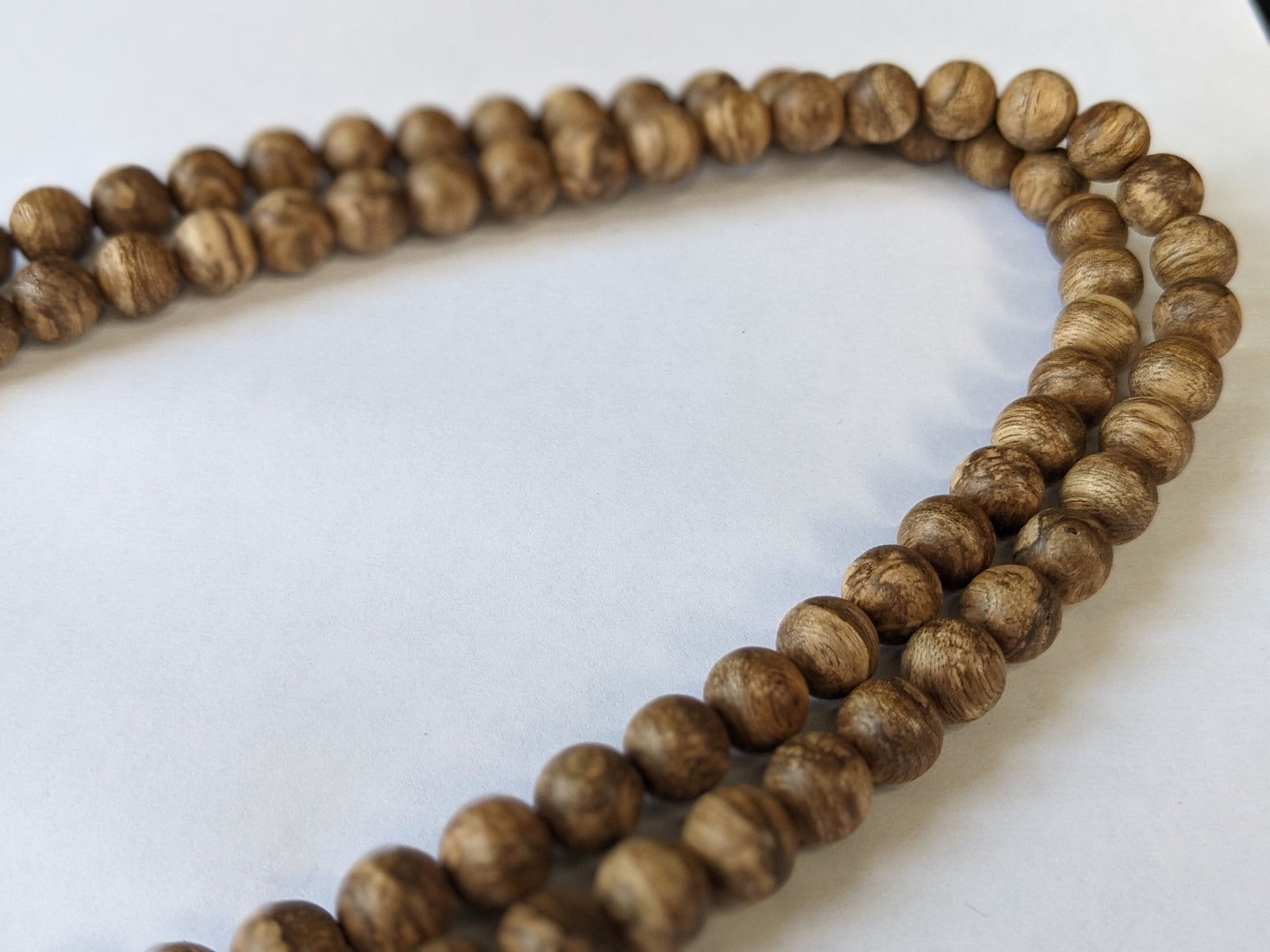 The K W - 108 Wild Agarwood mala -8mm 21g Tigerwood -