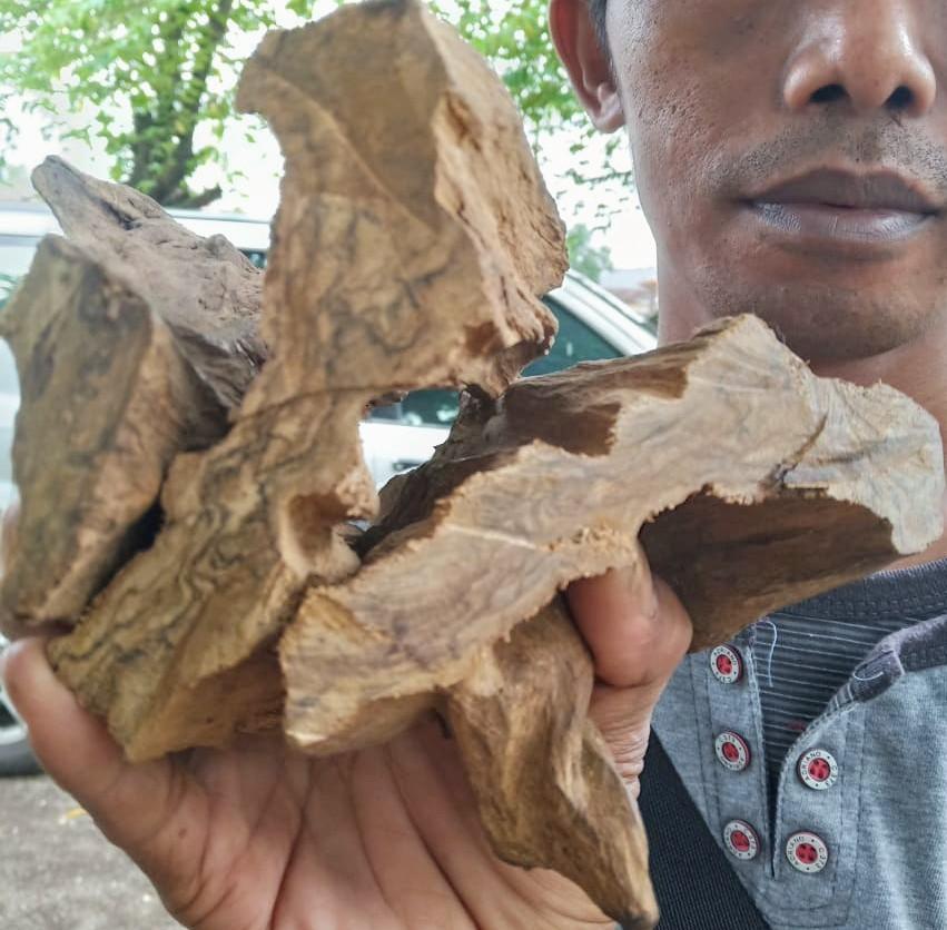 *SOLD* The Marble Trilogy - Wild Borneo Agarwood Bracelet - Number 2, and Number 3 -