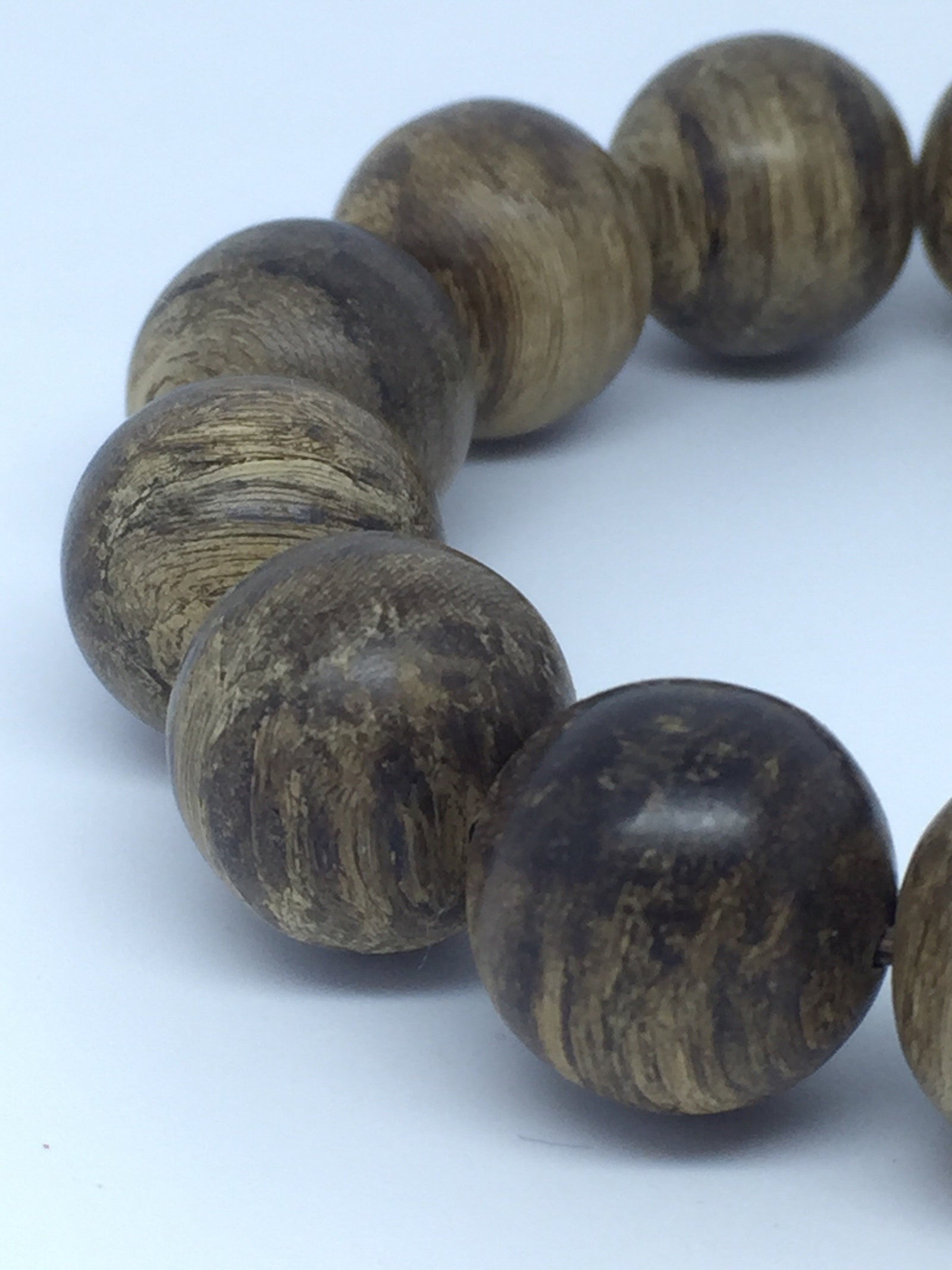The Meticulousness-Antique high resinous Wild Agarwood bracelet -